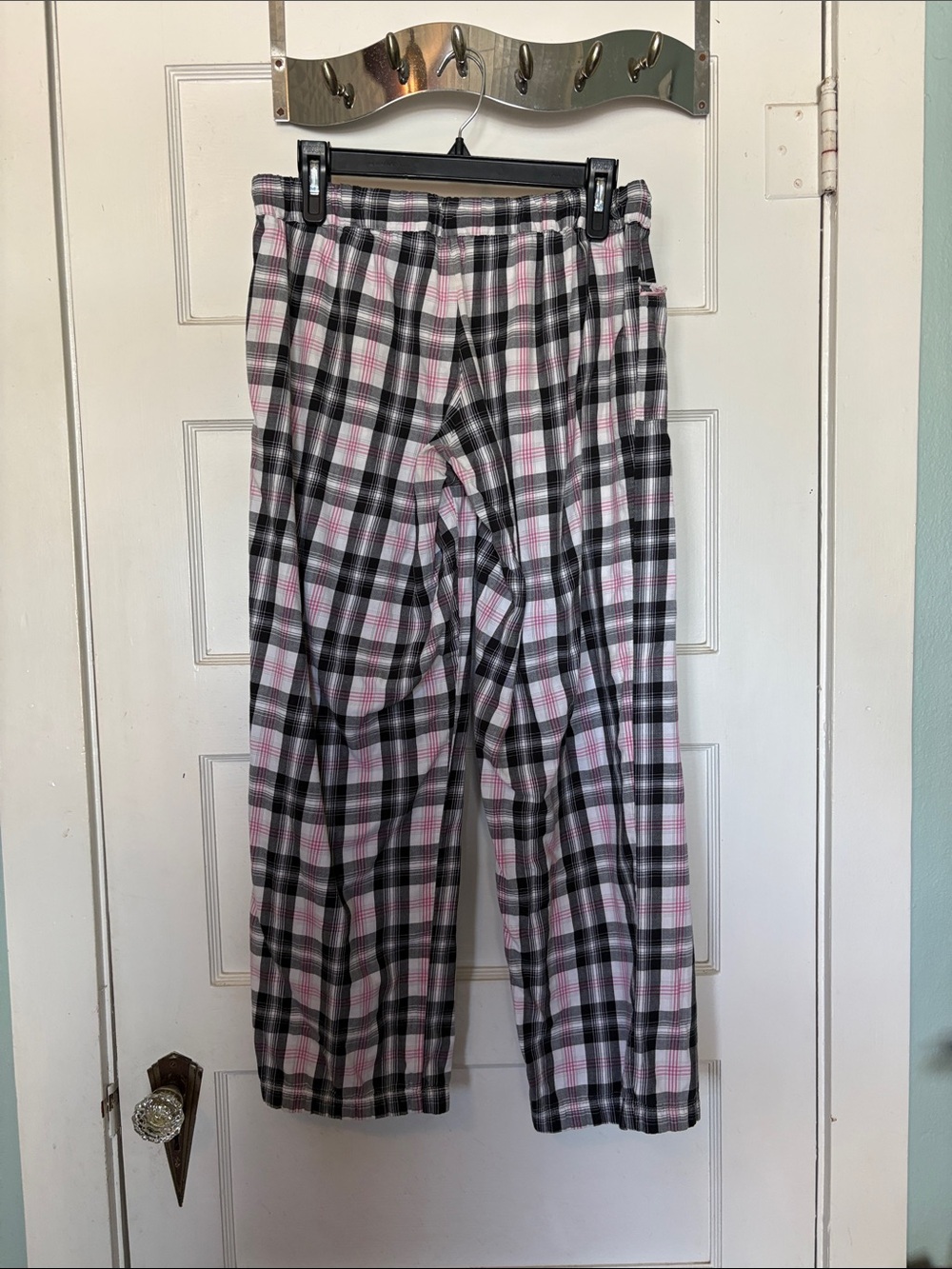 Victoria’s Secret Plaid Drawstring Pajama Pants for Women Pink & Black Size M - Picture 3 of 6